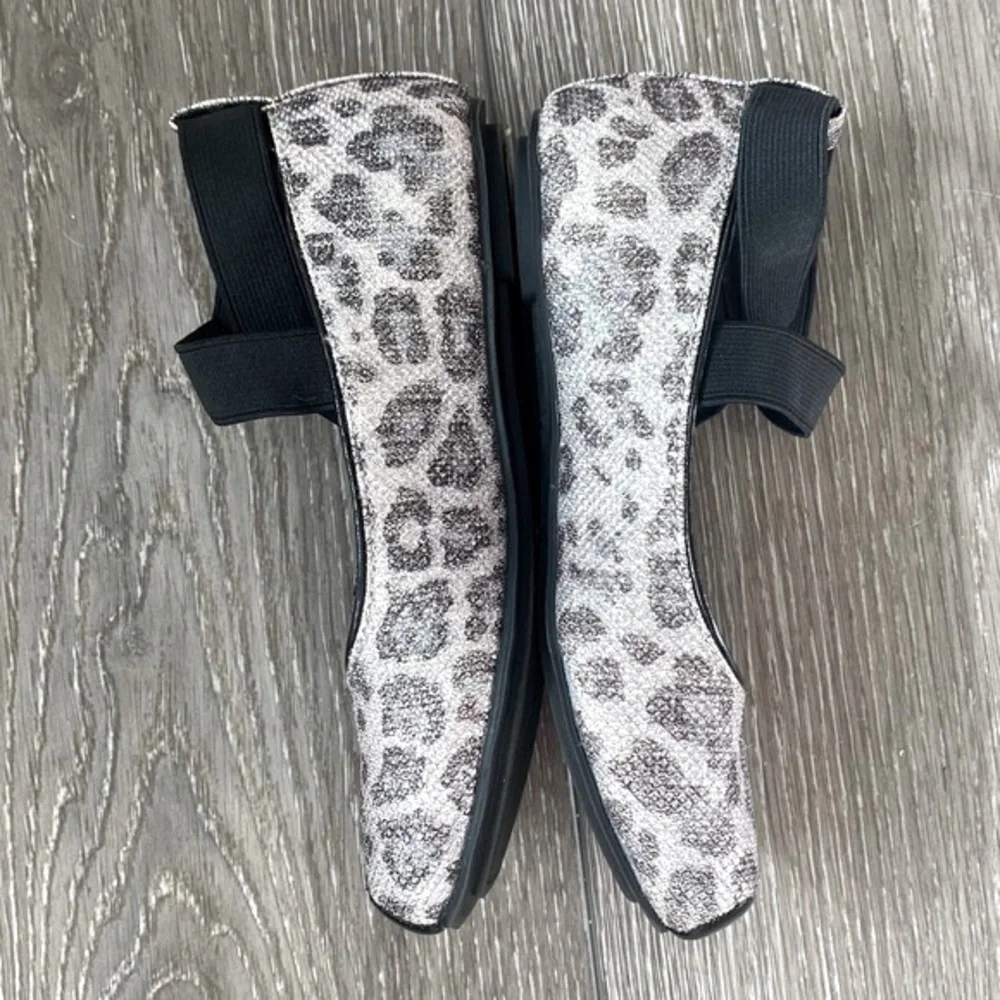 NEW! Jessica Simpson Girls Shoes Madison Ballet Flat Silver Animal Print Size 13